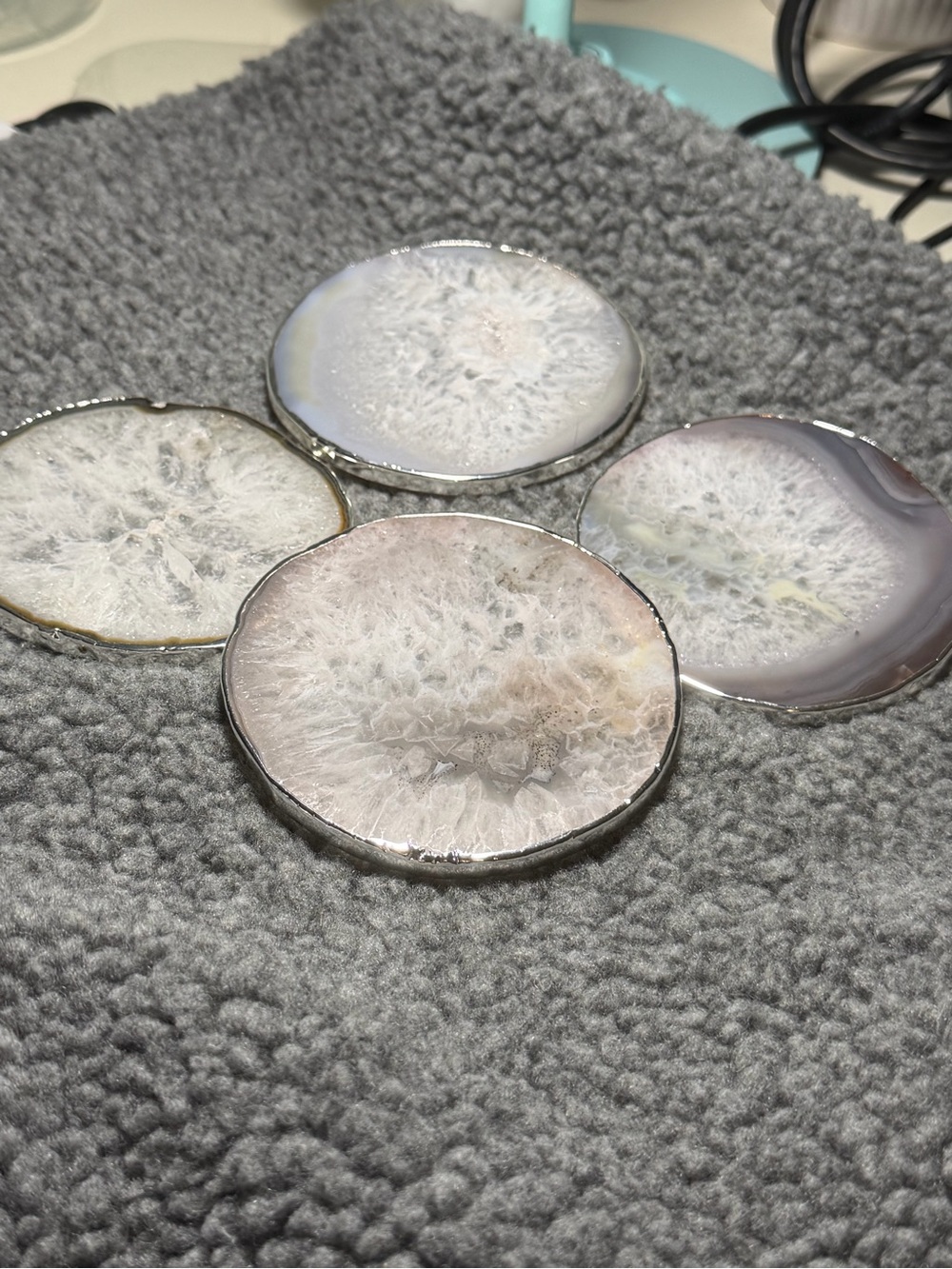 Silver-Trim White Agate Coaster Set - Picture 4 of 7